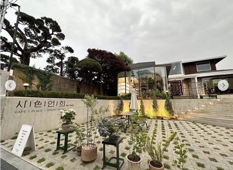 사색연희 내부 작품